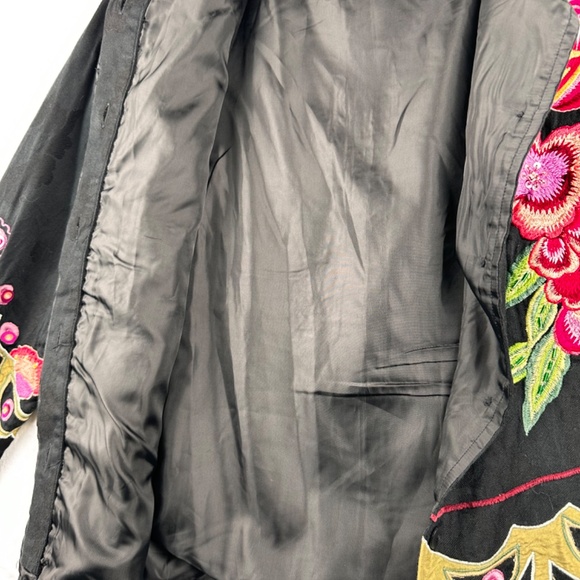 Allure Multi color Embroidered Embellished Jacket women’s size M Party - Picture 8 of 14